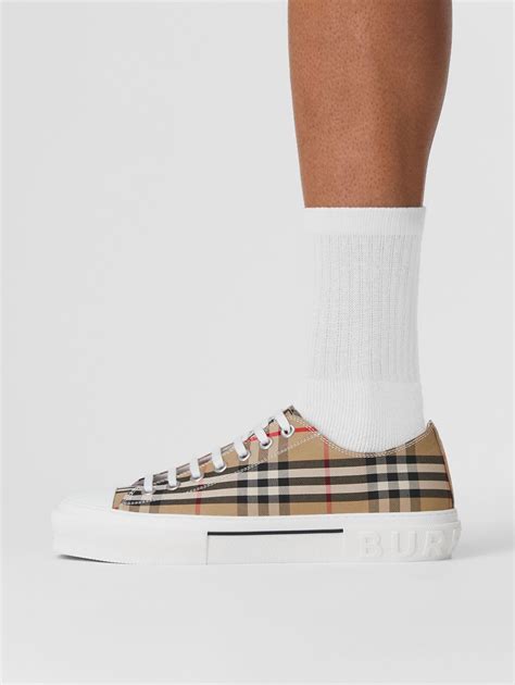 snekers alte burberry uomo|Sneaker firmate da uomo .